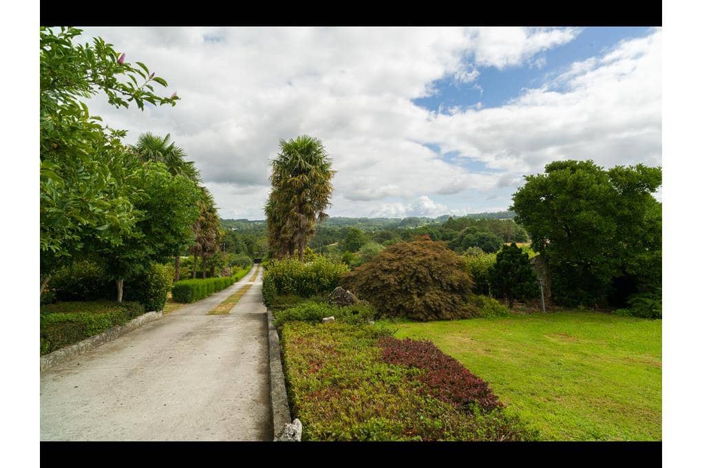 8 soveværelse Villa til salg i A Estrada med garage - € 449.000 (Ref: 9146489)