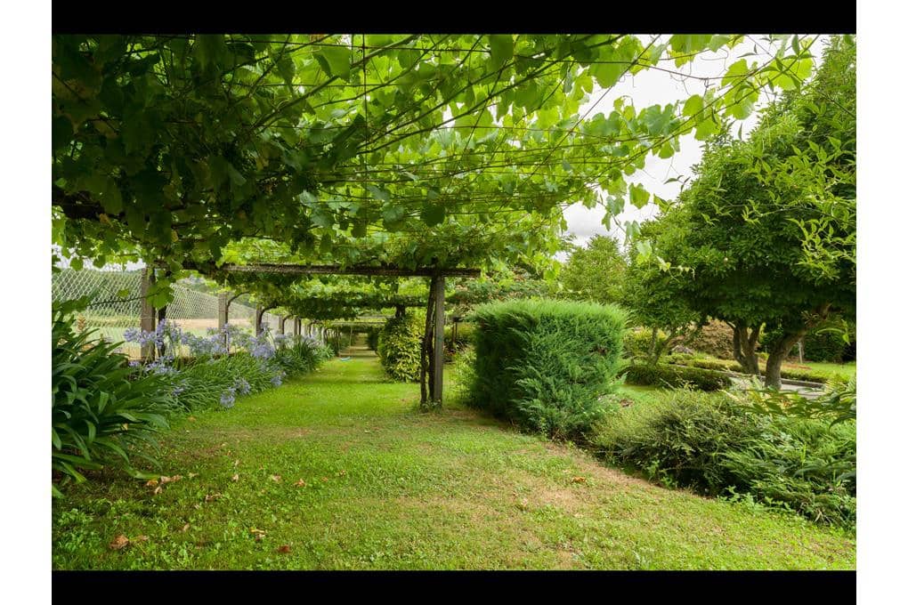 8 soveværelse Villa til salg i A Estrada med garage - € 449.000 (Ref: 9146489)