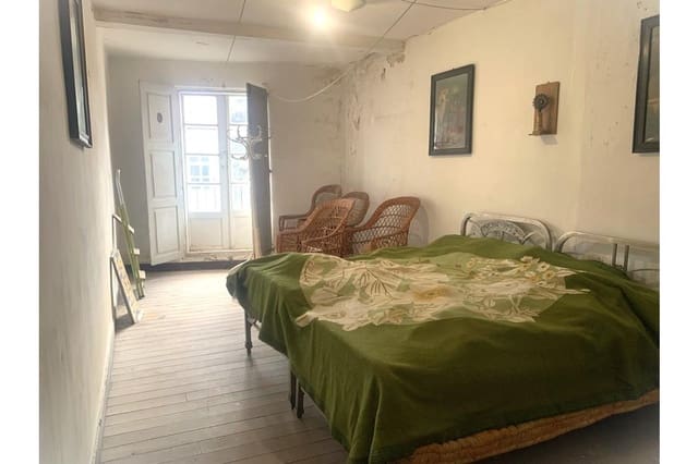 Byhus til salg i Santiago de Compostela - € 450.000 (Ref: 9151081)