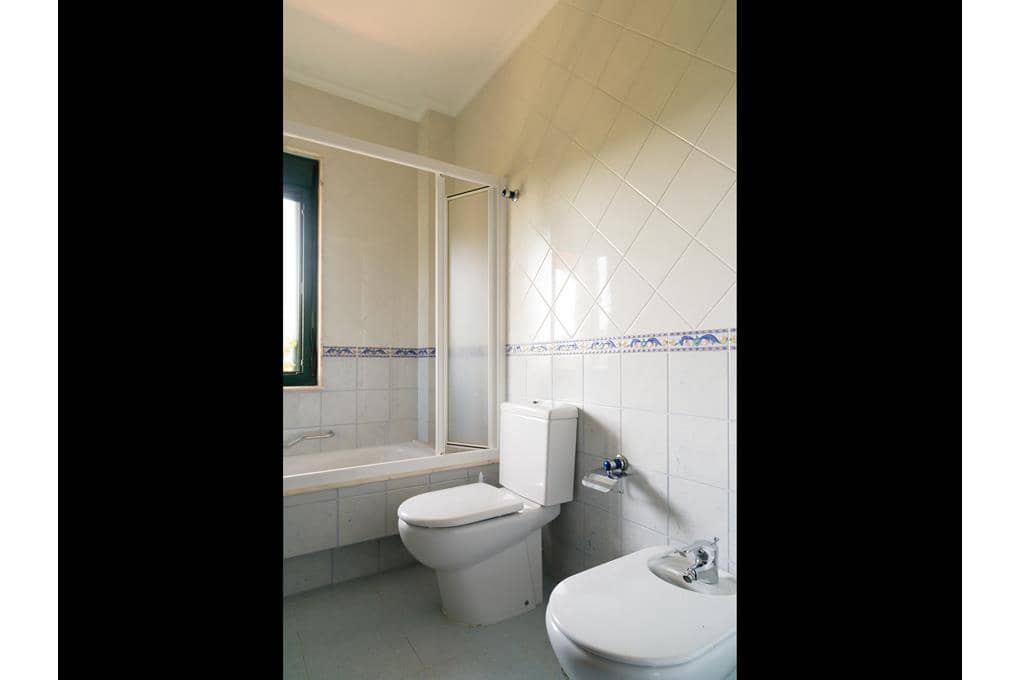 6 quarto Moradia para venda em Teo com garagem - 660 000 € (Ref: 9237299)