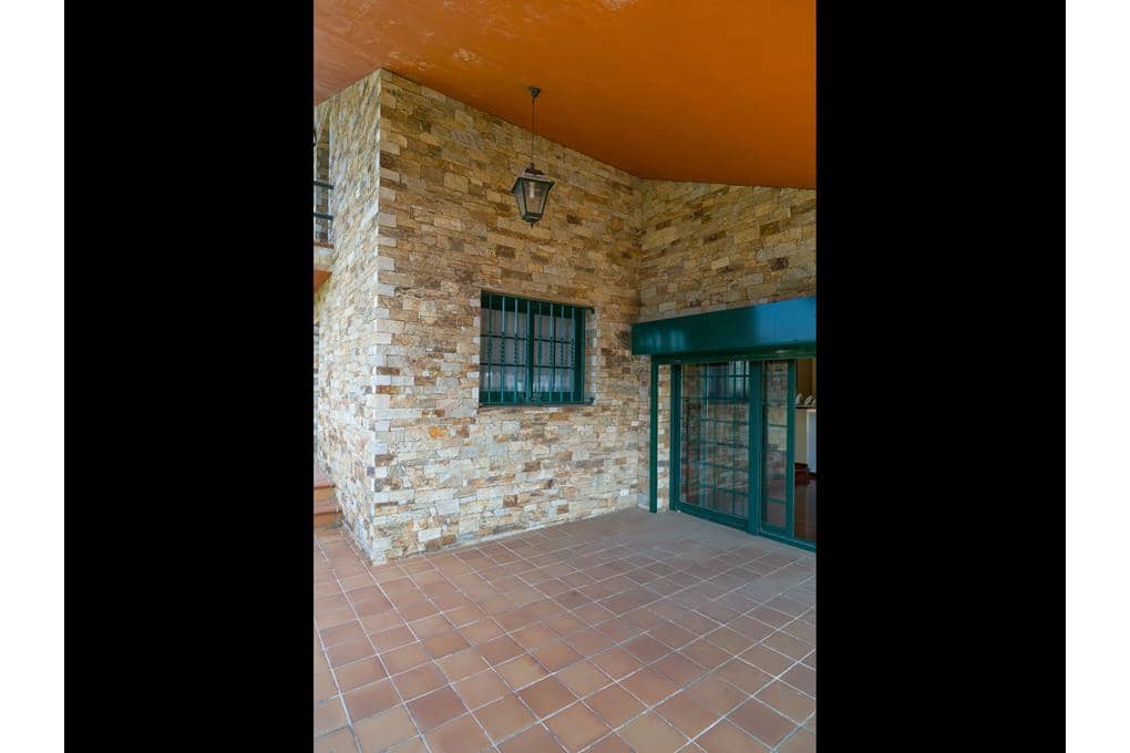 6 quarto Moradia para venda em Teo com garagem - 660 000 € (Ref: 9237299)