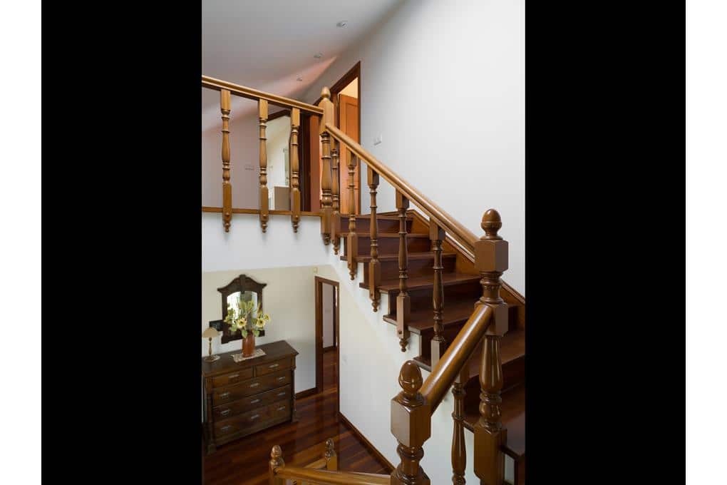 6 quarto Moradia para venda em Teo com garagem - 660 000 € (Ref: 9237299)