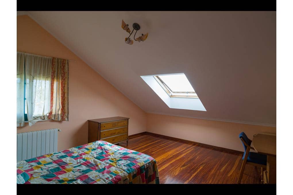 6 quarto Moradia para venda em Teo com garagem - 660 000 € (Ref: 9237299)