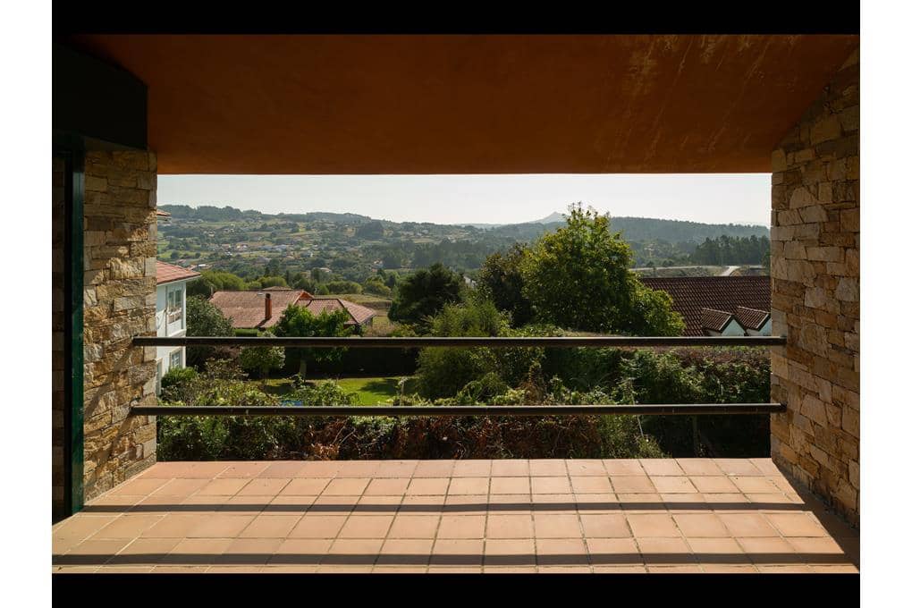 6 quarto Moradia para venda em Teo com garagem - 660 000 € (Ref: 9237299)