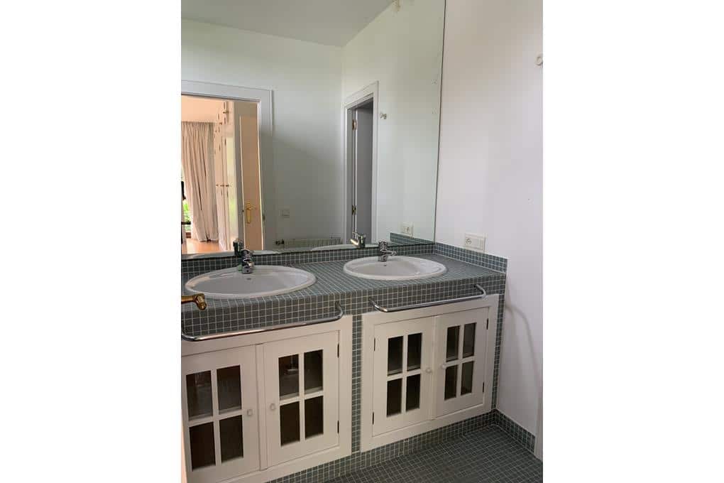 5 quarto Moradia para venda em Ames com piscina garagem - 630 000 € (Ref: 9453457)