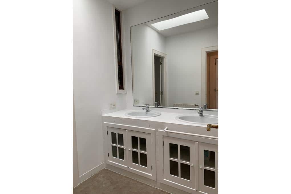 5 quarto Moradia para venda em Ames com piscina garagem - 630 000 € (Ref: 9453457)