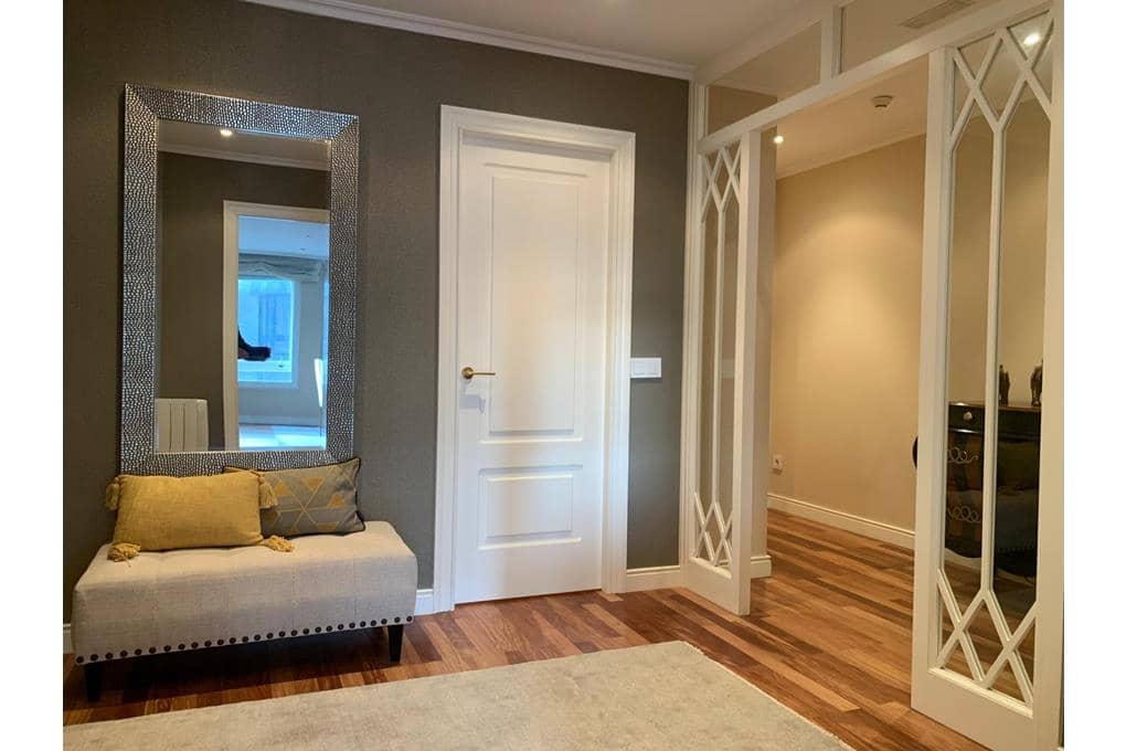 4 sovrum Lägenhet till salu i Santiago de Compostela med garage - 975 000 € (Ref: 9471705)