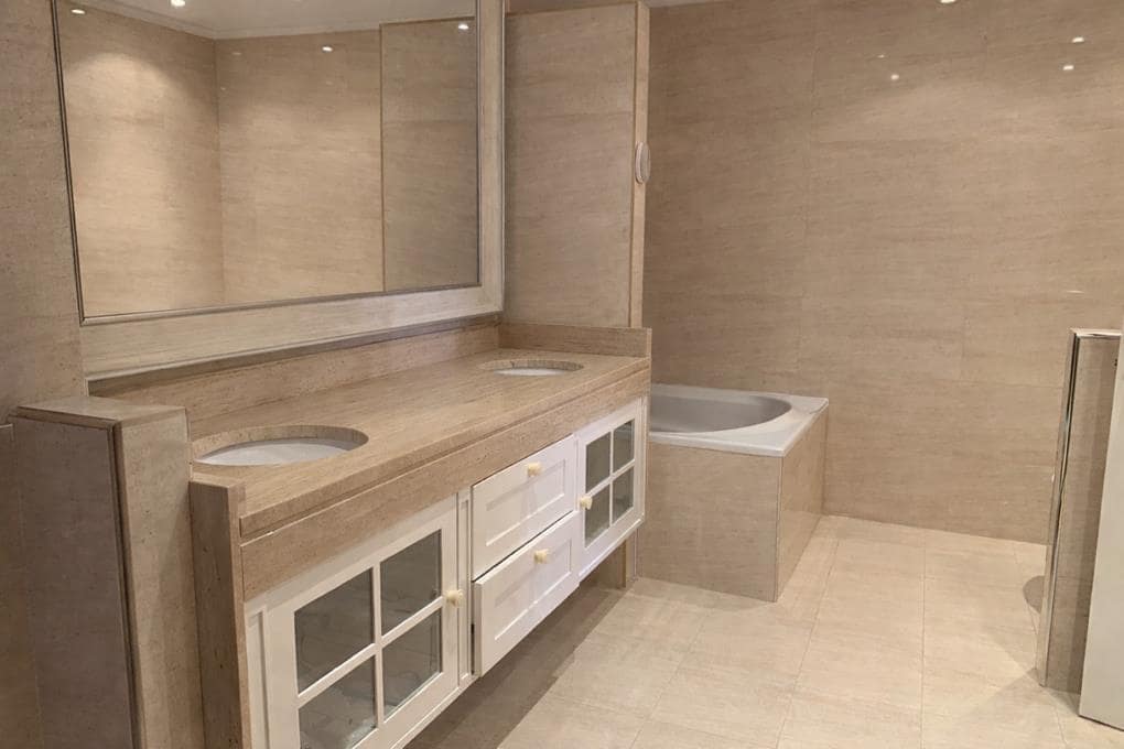 4 sovrum Lägenhet till salu i Santiago de Compostela med garage - 975 000 € (Ref: 9471705)