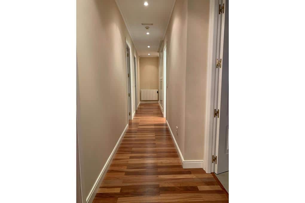 4 sovrum Lägenhet till salu i Santiago de Compostela med garage - 975 000 € (Ref: 9471705)