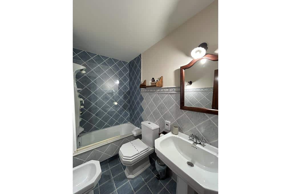 8 camera da letto Affittacamere/B & B in vendita in Ames con garage - 690.000 € (Rif: 9511117)