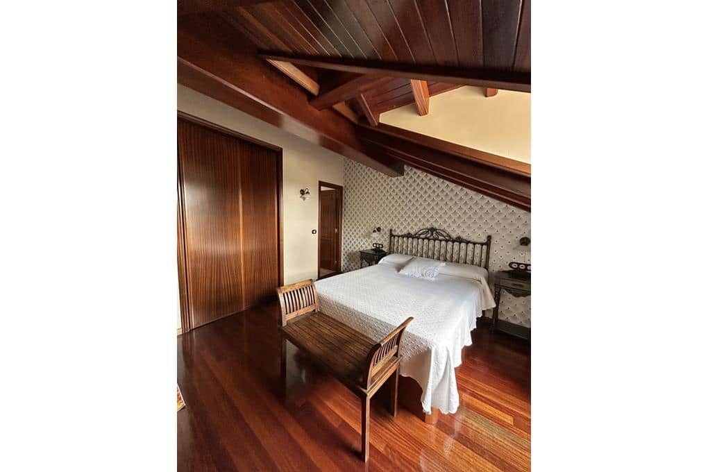 8 camera da letto Affittacamere/B & B in vendita in Ames con garage - 690.000 € (Rif: 9511117)