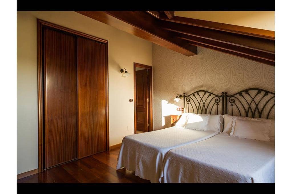 8 camera da letto Affittacamere/B & B in vendita in Ames con garage - 690.000 € (Rif: 9511117)