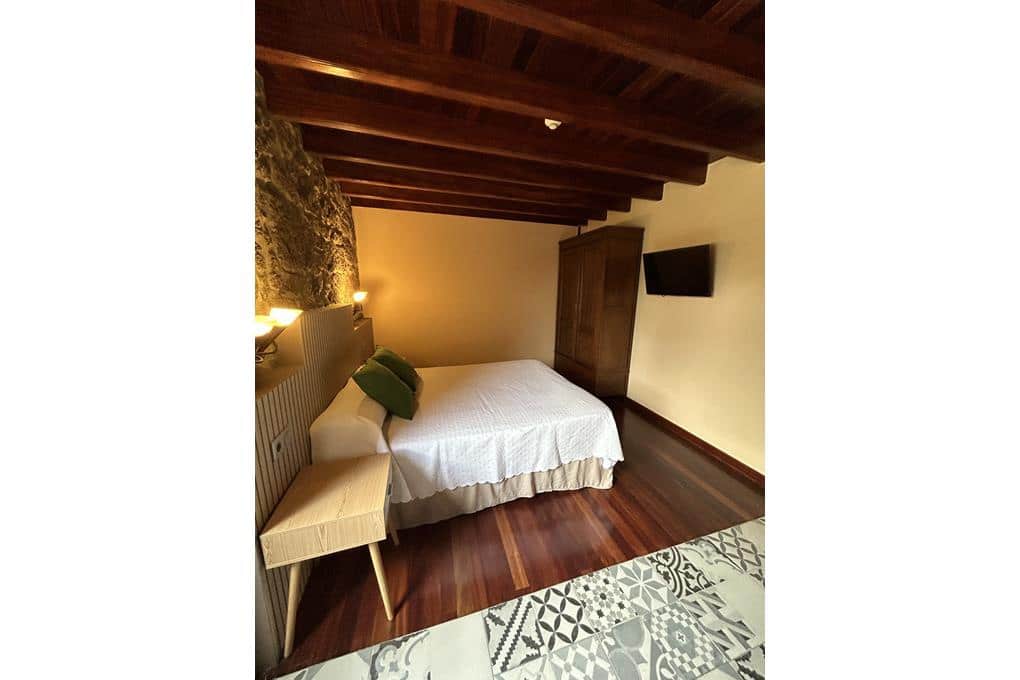 8 camera da letto Affittacamere/B & B in vendita in Ames con garage - 690.000 € (Rif: 9511117)