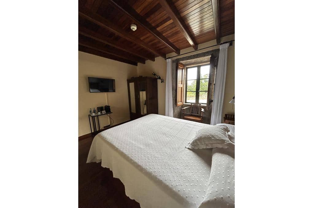 8 bedroom Guesthouse/B & B for sale in Ames with garage - € 690,000 (Ref: 9511117)