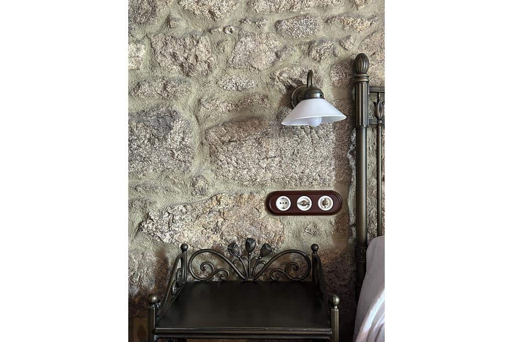 8 bedroom Guesthouse/B & B for sale in Ames with garage - € 690,000 (Ref: 9511117)