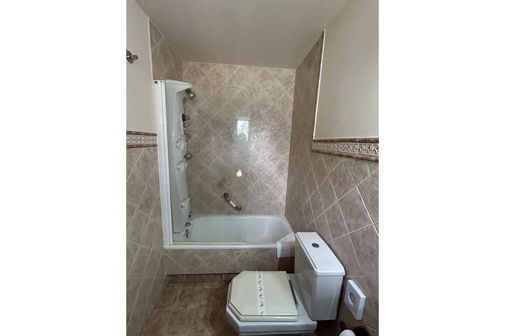 8 bedroom Guesthouse/B & B for sale in Ames with garage - € 690,000 (Ref: 9511117)