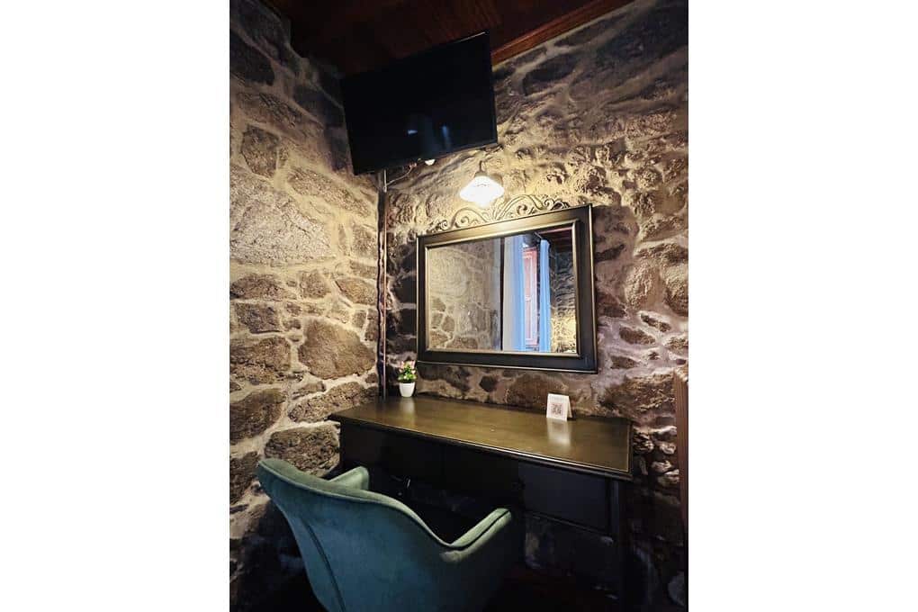 8 bedroom Guesthouse/B & B for sale in Ames with garage - € 690,000 (Ref: 9511117)