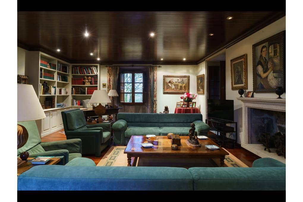 Casa de 5 habitaciones en Padrón en venta con piscina garaje - 1.300.000 € (Ref: 9550042)