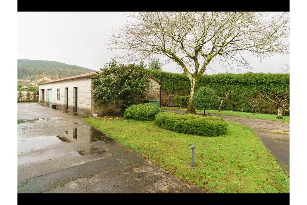 Casa de 5 habitaciones en Padrón en venta con piscina garaje - 1.300.000 € (Ref: 9550042)