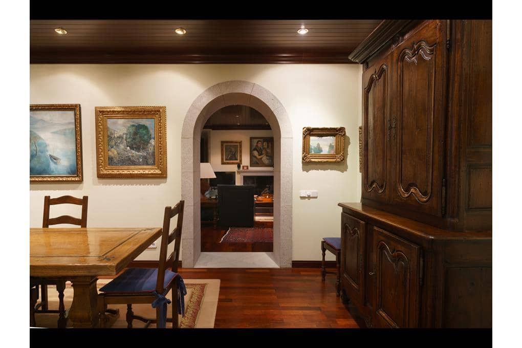 Casa de 5 habitaciones en Padrón en venta con piscina garaje - 1.300.000 € (Ref: 9550042)