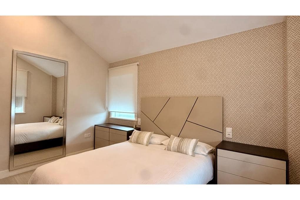 4 soverom Villa til salgs i Santiago de Compostela med svømmebasseng garasje - € 850 000 (Ref: 9569498)