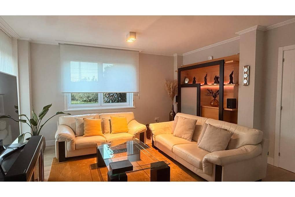 4 soverom Villa til salgs i Santiago de Compostela med svømmebasseng garasje - € 850 000 (Ref: 9569498)