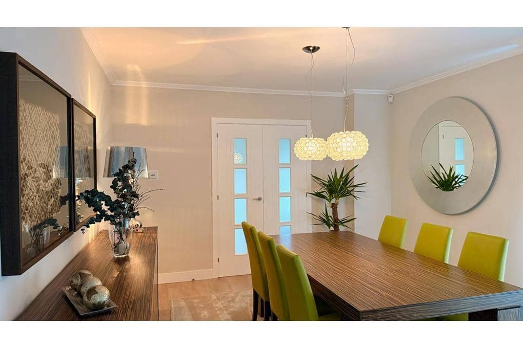 4 soverom Villa til salgs i Santiago de Compostela med svømmebasseng garasje - € 850 000 (Ref: 9569498)