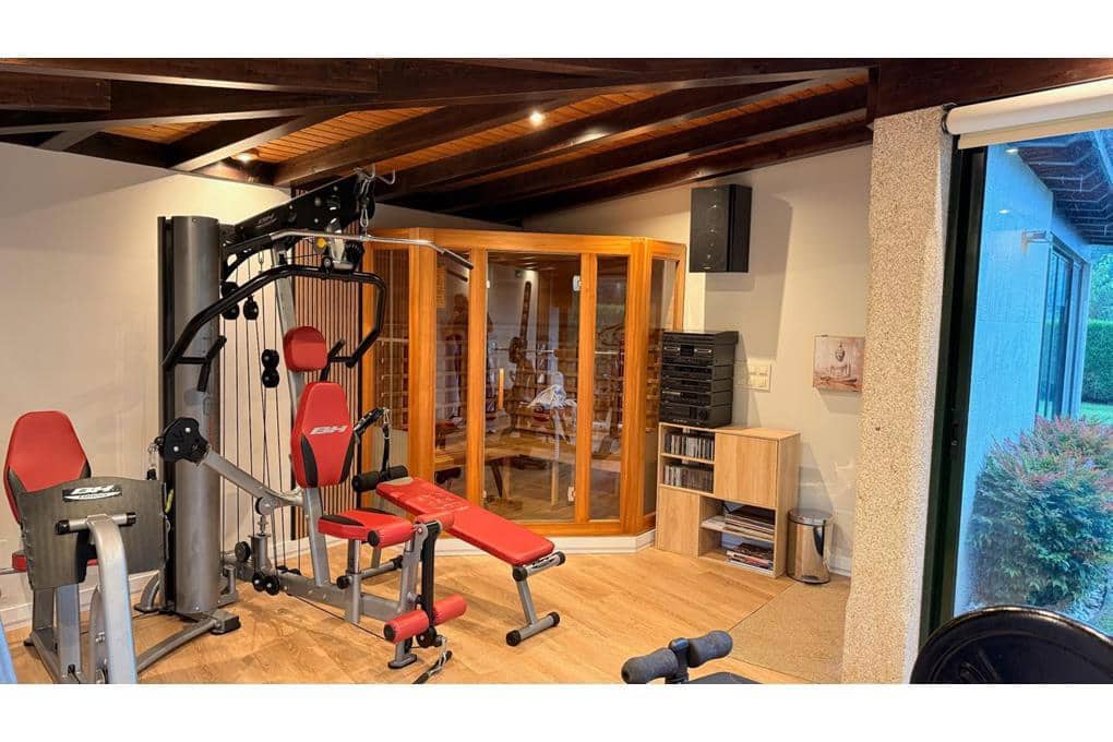 4 soverom Villa til salgs i Santiago de Compostela med svømmebasseng garasje - € 850 000 (Ref: 9569498)