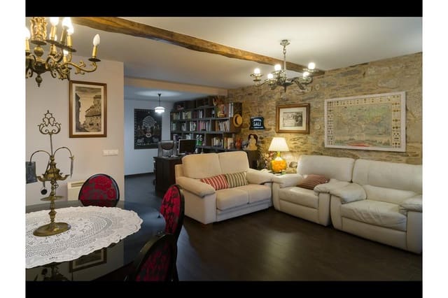 7 makuuhuone Omakotitalo myytävänä paikassa Santiago de Compostela - 1 450 000 € (Ref: 9590349)