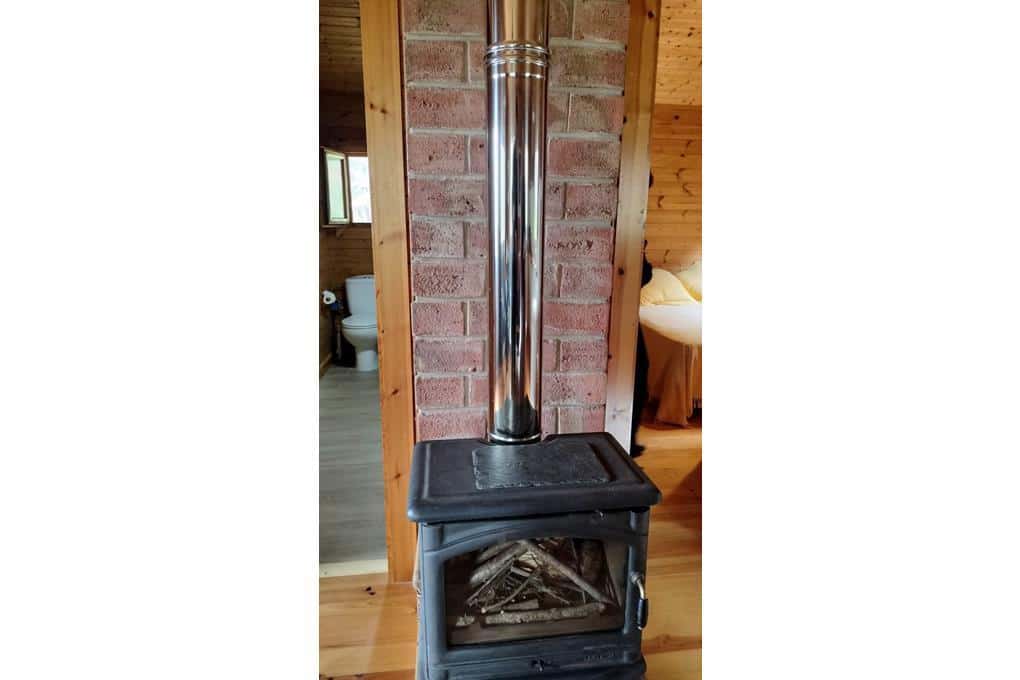 2 bedroom Wooden Home for sale in Porto do Son with pool garage - € 240,000 (Ref: 9688644)