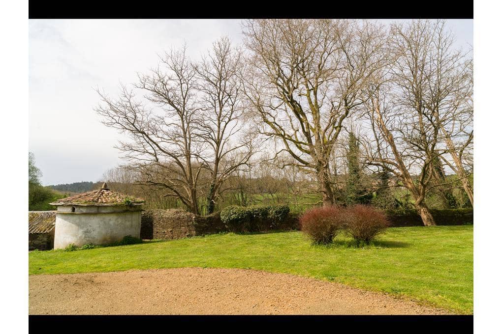 14 quarto Casa em Banda para venda em Touro com garagem - 2 900 000 € (Ref: 9714046)