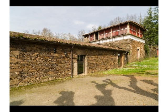 14 quarto Casa em Banda para venda em Touro com garagem - 2 900 000 € (Ref: 9714046)