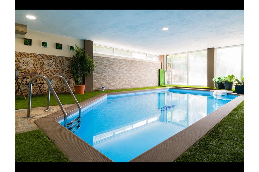 6 chambre Maison de Ville à vendre à Ames avec piscine garage - 595 000 € (Ref: 9821268)