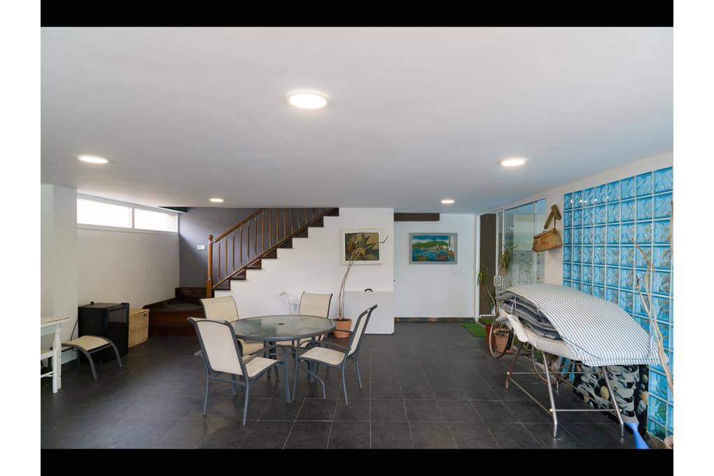 6 chambre Maison de Ville à vendre à Ames avec piscine garage - 595 000 € (Ref: 9821268)