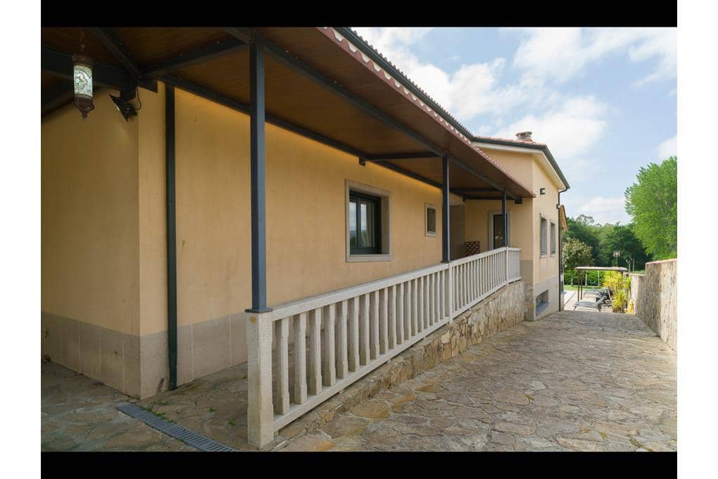 6 chambre Maison de Ville à vendre à Ames avec piscine garage - 595 000 € (Ref: 9821268)