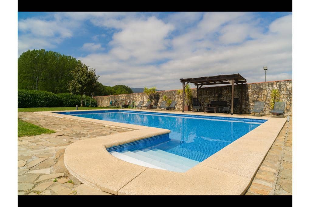 6 chambre Maison de Ville à vendre à Ames avec piscine garage - 595 000 € (Ref: 9821268)