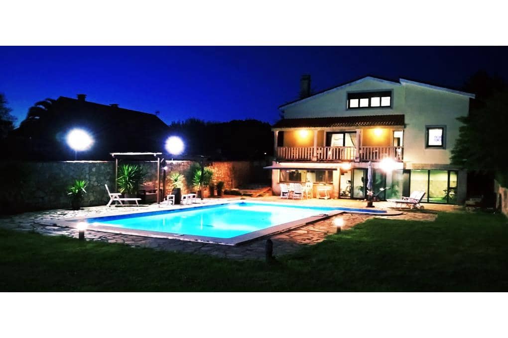 6 chambre Maison de Ville à vendre à Ames avec piscine garage - 595 000 € (Ref: 9821268)