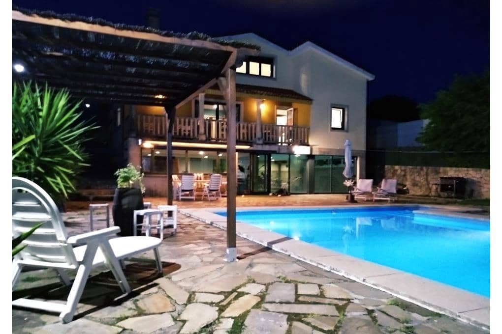 6 chambre Maison de Ville à vendre à Ames avec piscine garage - 595 000 € (Ref: 9821268)