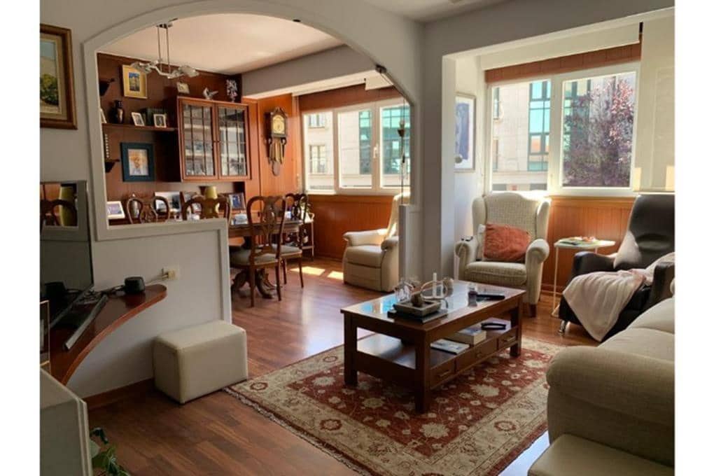 5 soveværelse Byhus til salg i Santiago de Compostela med garage - € 555.000 (Ref: 9850445)