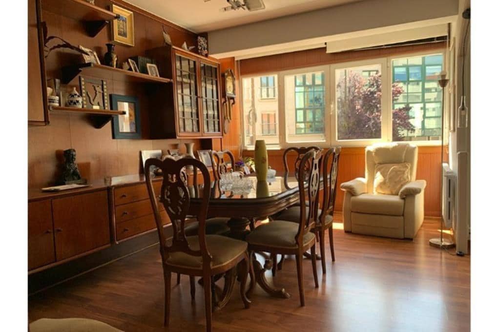 5 soveværelse Byhus til salg i Santiago de Compostela med garage - € 555.000 (Ref: 9850445)