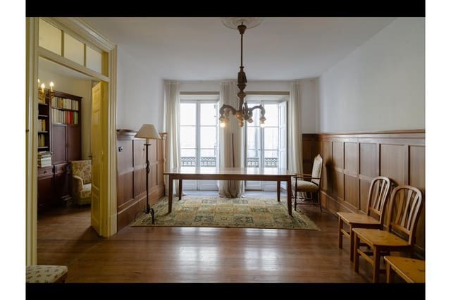 18 soveværelse Byhus til salg i Santiago de Compostela - € 1.150.000 (Ref: 9874332)