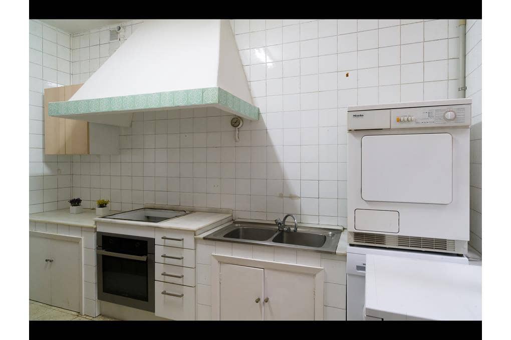 18 soveværelse Byhus til salg i Santiago de Compostela - € 1.150.000 (Ref: 9874332)