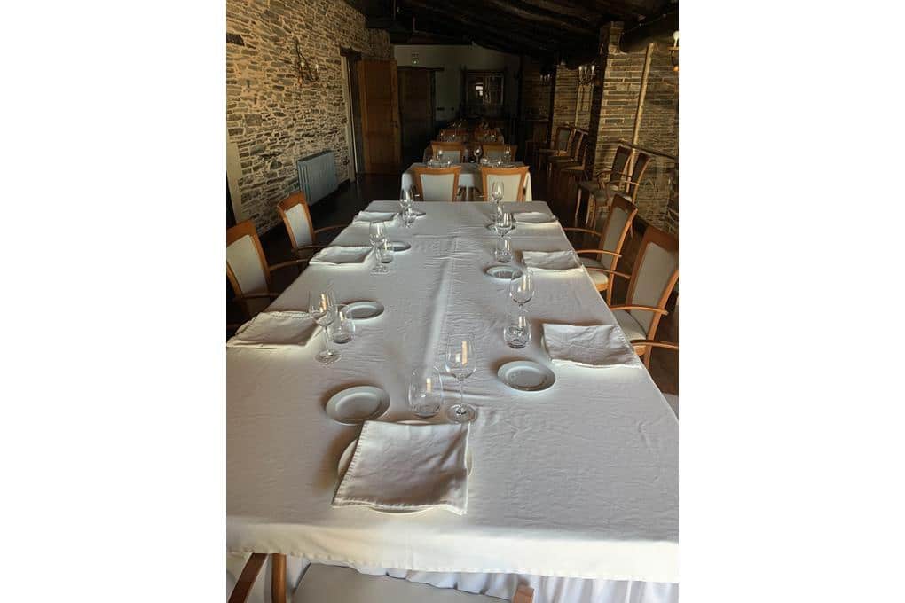 10 slaapkamer Hotel te koop in Lugo stad met garage - € 850.000 (Ref: 9877517)