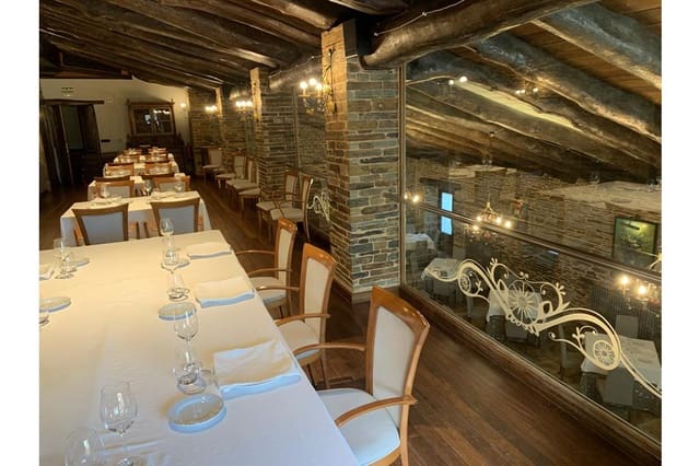 10 soverom Hotell til salgs i Lugo by med garasje - € 850 000 (Ref: 9877517)