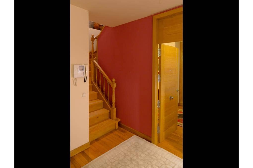 4 bedroom Flat for sale in Santiago de Compostela - € 1,350,000 (Ref: 9918665)