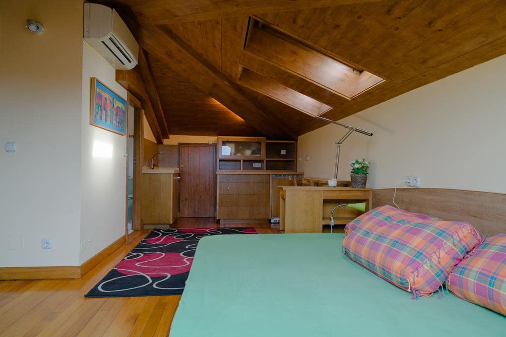 4 bedroom Flat for sale in Santiago de Compostela - € 1,350,000 (Ref: 9918665)
