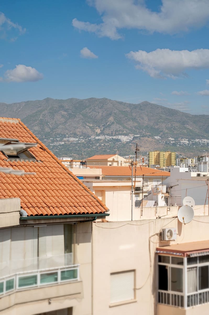 2 makuuhuone Huoneisto myytävänä paikassa Fuengirola - 295 000 € (Ref: 10014956)