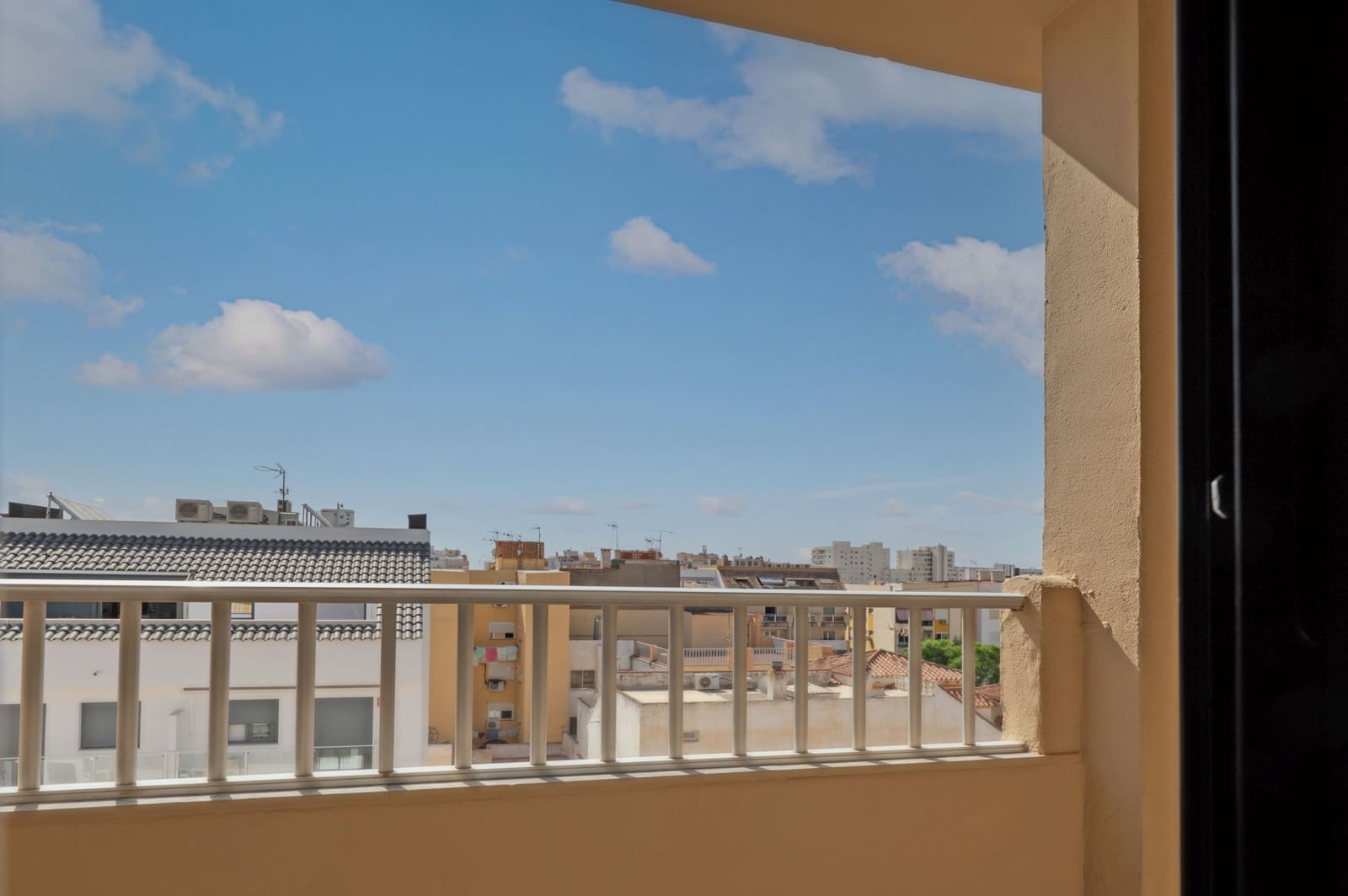 2 makuuhuone Huoneisto myytävänä paikassa Fuengirola - 295 000 € (Ref: 10014956)
