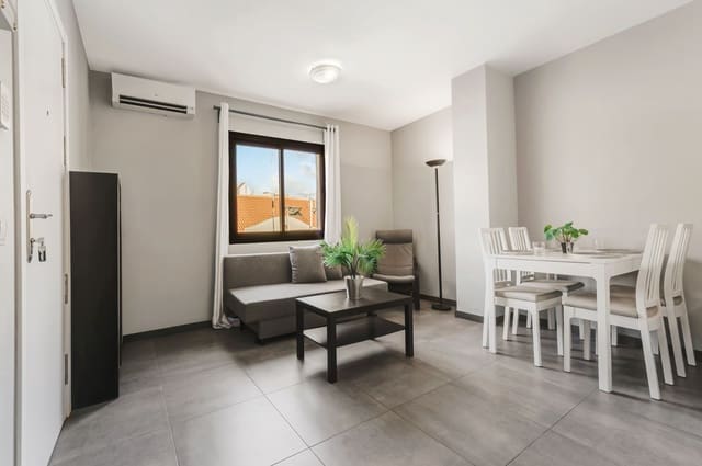 2 makuuhuone Huoneisto myytävänä paikassa Fuengirola - 295 000 € (Ref: 10014956)