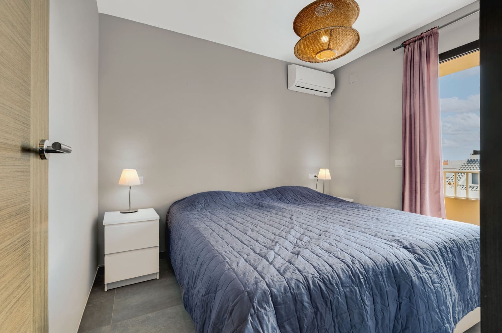 2 makuuhuone Huoneisto myytävänä paikassa Fuengirola - 295 000 € (Ref: 10014956)